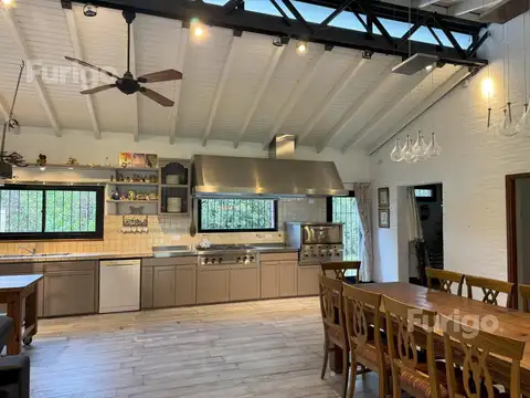 Casa en Venta de 5 dormitorios