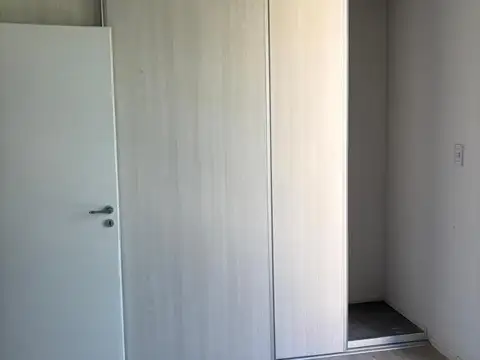 Depto Tipo Casa en Venta en La Florida, USD 145.000