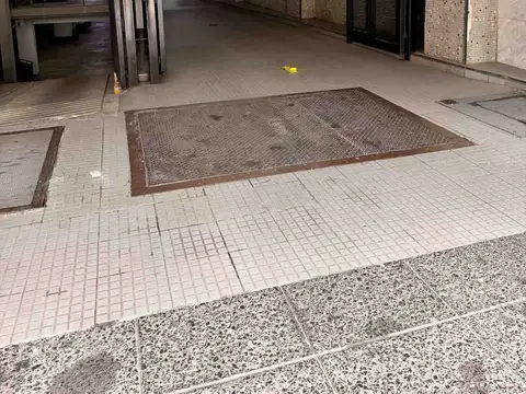 VENTA COCHERA ACCESO DIRECTO SEG 24HS ZONA RETIRO