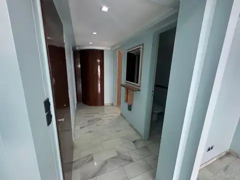 Departamento en Venta de 4 dormitorios