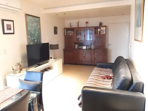 Avenida Díaz Vélez 4900, Piso 9