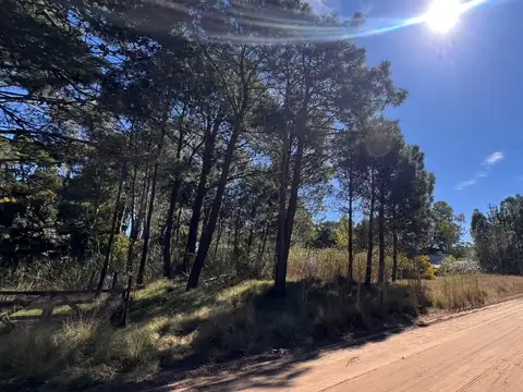 Lote en venta en Valeria del Mar. Loria entre Segui y Vasco Da Gama.