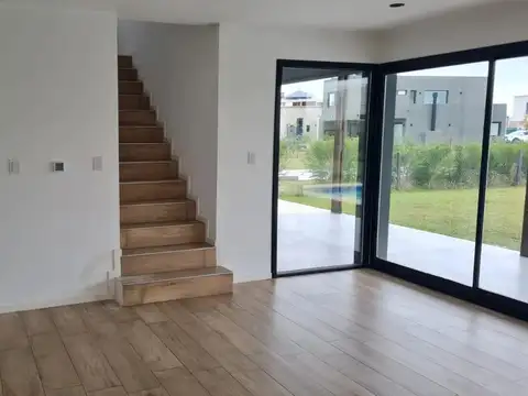 Casa en Alquiler A Estrenar