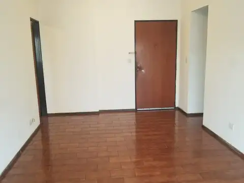 Departamento en Alquiler en Avellaneda, $ 850.000