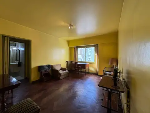 Esmeralda y Marcelo T. de Alvear - 3 amb muy luminoso - Venta - Retiro