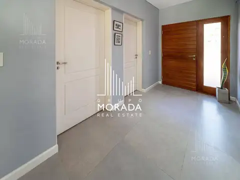 Casa 5 ambientes con 3 baños