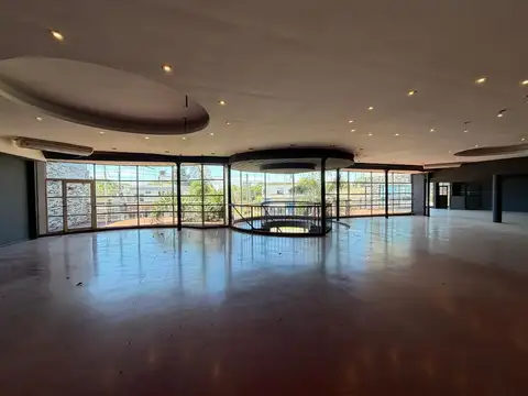 Local en Alquiler 30 años