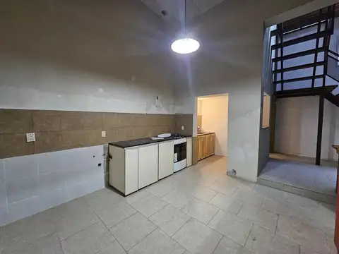 Depto Tipo Casa en Venta al Este
