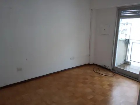 Departamento de tres ambientes en alquiler