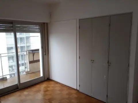 Suipacha 900, Piso 12