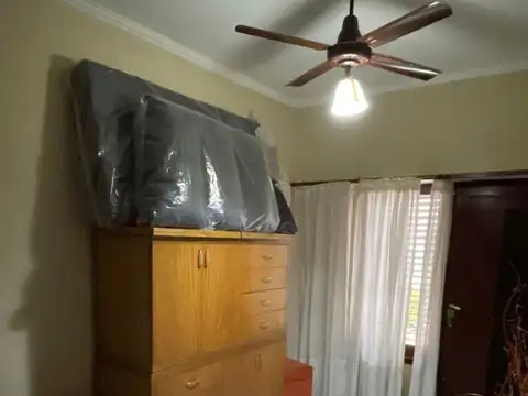 Casa en Venta en Bernal Oeste, USD 115.000