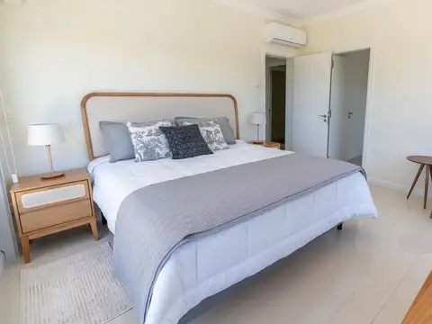 Departamento 6 ambientes con 4 baños