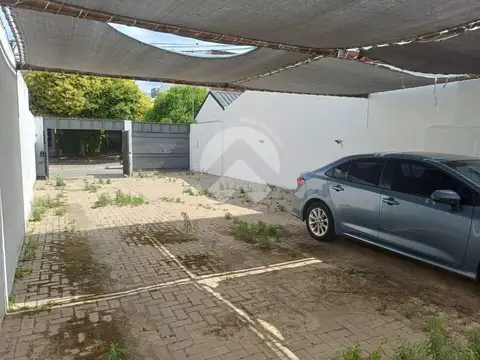 José R. Pérez  al 1942