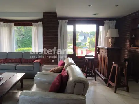Casa en Alquiler Temporal en Pinamar, USD 5.500
