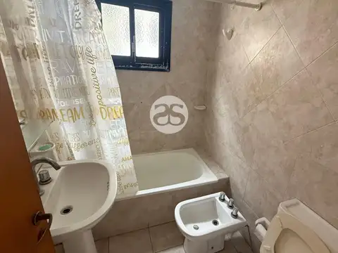 Departamento en Alquiler con 1 cocheras