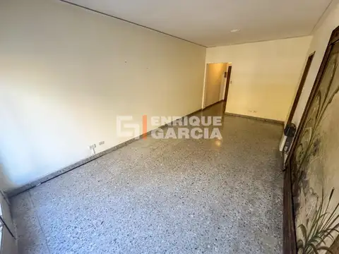 Departamento en Alquiler en Coghlan, $ 1.400.000
