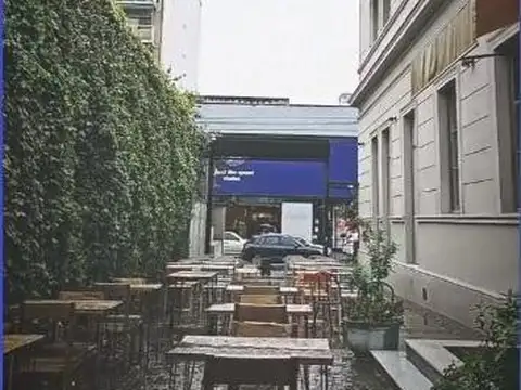 Excelente local en complejo Casa San Jose!