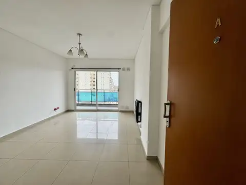 Departamento en Alquiler en Caseros, $ 490.000