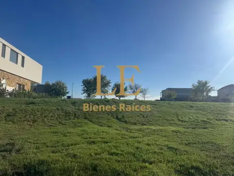 VENTA DE LOTE A LA LAGUNA EN MUELLES PUERTOS DEL LAGO
