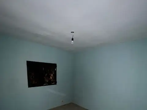 Departamento en Alquiler en Gregorio De Laferrere, $ 300.000