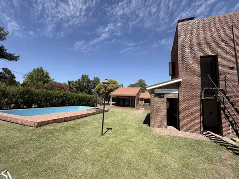 Casa en Venta en Los Troncos, USD 275.000