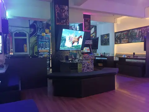 Venta amplio local en Centro con renta