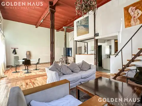 Depto Tipo Casa en Venta de 5 ambientes