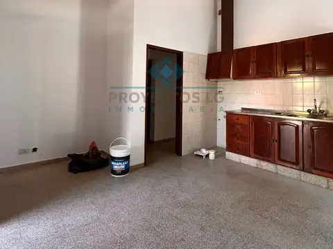 ALQUILER-CASA 2 DORM-PATIO Y COCHERA-JESUS MARIA