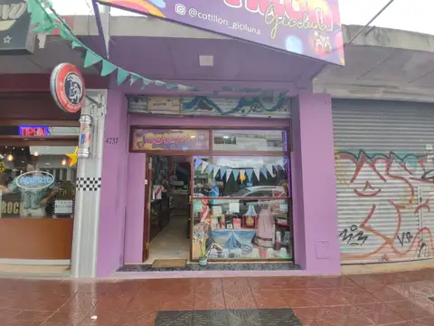 local a la calle en villa ballester zona centrica