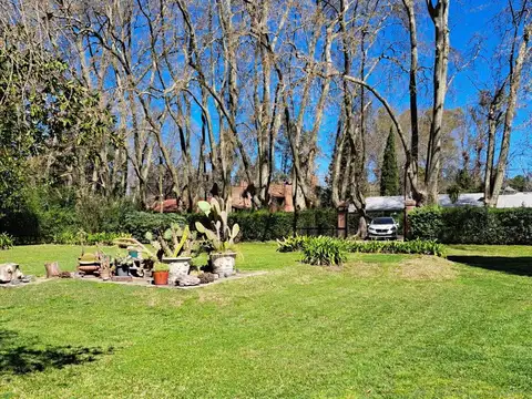 Casa 3 ambientes con 2 baños