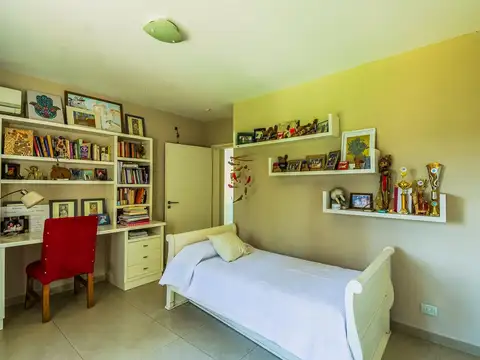 Casa en Venta de 5 dormitorios