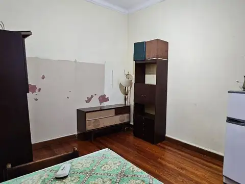 Depto Tipo Casa en Venta 49 años