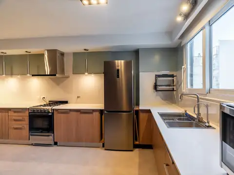 VENTA 4 AMBIENTES BARRACAS BALCON