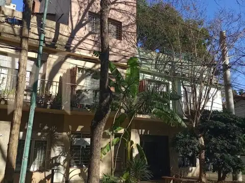 Tapiales 1496, Vicente López, Vicente López 1400