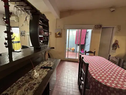 Depto Tipo Casa 2 ambientes con 1 baño