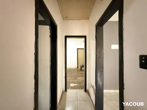 Casa en venta - 4 Dormitorios 1 Baño - La Plata