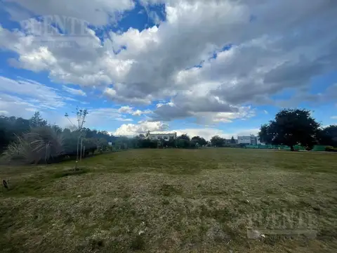 Terreno en Venta 40  mts Fondo