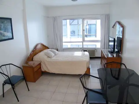 AMOBLADO - VIGILANCIA - MUY LUMINOSO