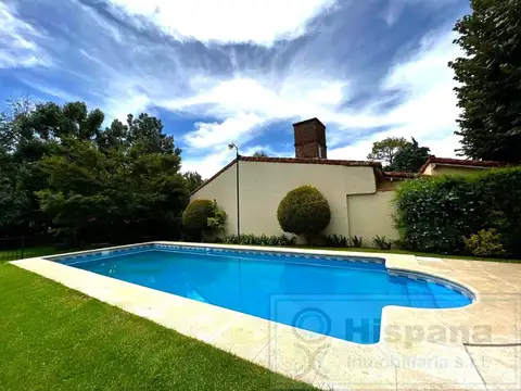 Casa en Venta con 1 cochera