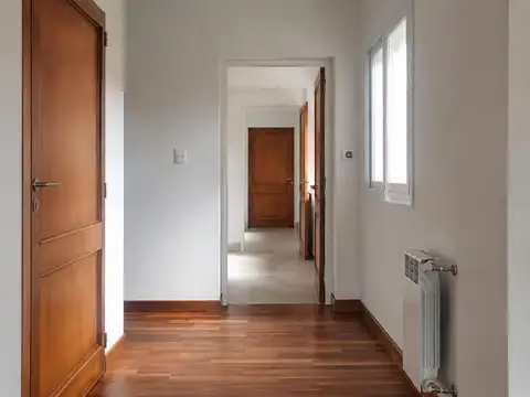 Departamento 6 ambientes con 3 baños