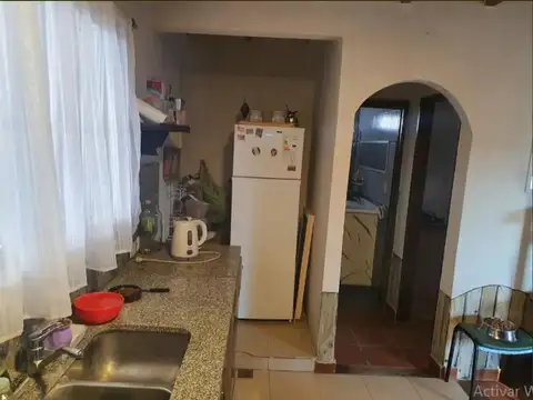 Casa 4 ambientes con 2 baños