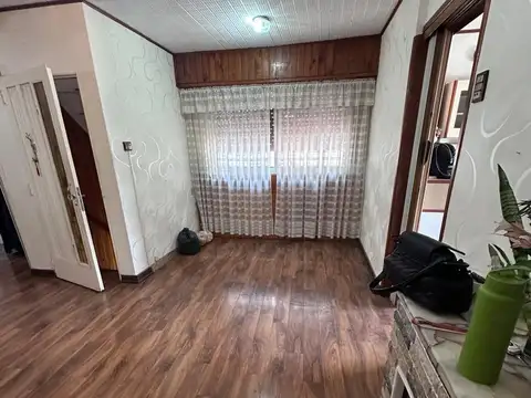 Depto Tipo Casa en Venta en Lanús Este, USD 65.000