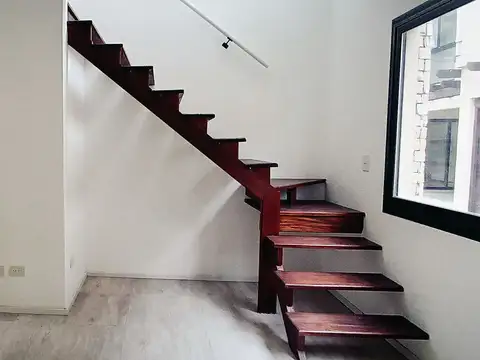Depto Tipo Casa en Venta en Luján, USD 82.000