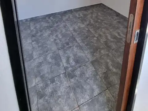 Departamento en Alquiler en Del Viso, $ 650.000