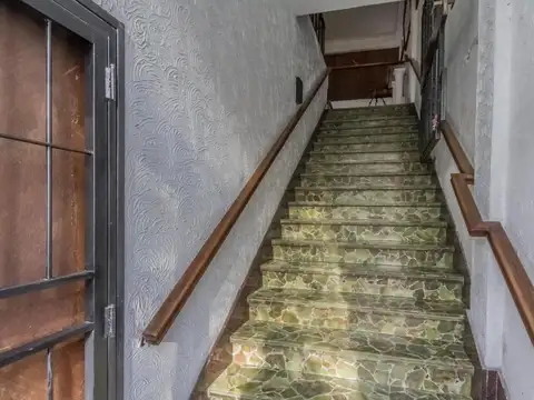 Galpon en Venta 8  mts Frente