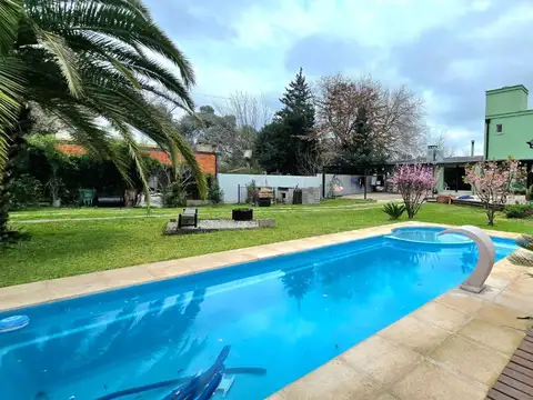 CASA 4 AMBIENTES PARQUE PILETA ZELAYA PILAR