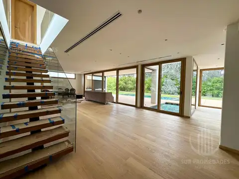 Casa en Saint Thomas Este a estrenar
