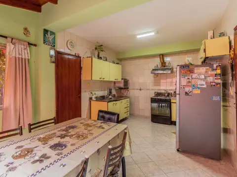 Depto Tipo Casa en Venta de 3 dormitorios