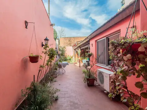 Depto Tipo Casa en Venta 48 años