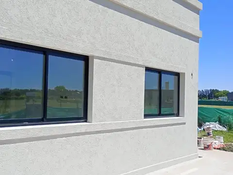 Casa en Venta en Monet Barrio Privado, USD 225.000